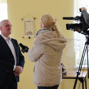 Wywiadu dla telewizji Proart z Ostrowa Wlkp. udziela Burmistrz Marian Wielgosik
